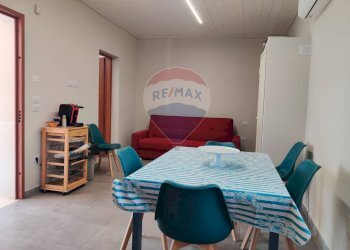 Sala da pranzo - Villa Viale dei Pini
 
17, Manfredonia - foto 2