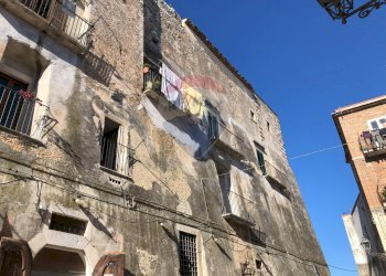 Edificio all\'aperto - Castello Via Chiesa Madre
 
11, Vico del Gargano - foto 6