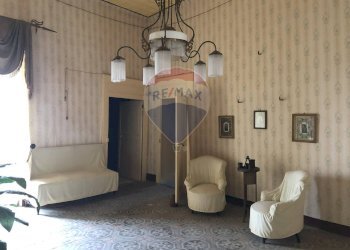 Soggiorno - Castello Via Chiesa Madre
 
11, Vico del Gargano - foto 44