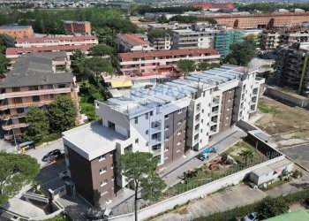 Edificio all\'aperto - Quadrilocale Via Pier Paolo Pasolini, San Nicola la Strada - foto 4