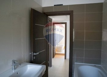 Bagno - Quadrilocale Via Pier Paolo Pasolini, San Nicola la Strada - foto 15