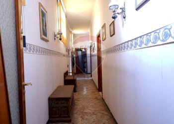 Hall / corridoio - Casa indipendente Via Verdi
 
44, Caserta - foto 13