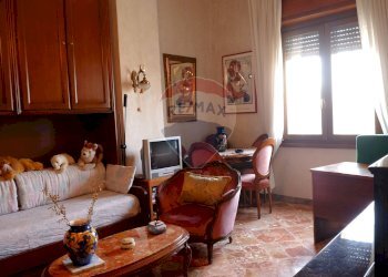 Sala da pranzo - Casa indipendente Via Verdi
 
44, Caserta - foto 24