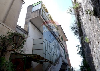 Edificio all\'aperto - Casa indipendente Via Verdi
 
44, Caserta - foto 25