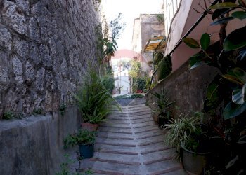 Scale - Casa indipendente Via Verdi
 
44, Caserta - foto 27