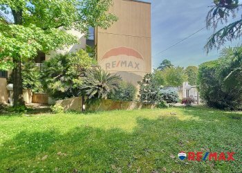 Giardino - Casa indipendente Via Galileo Galilei
 
30, Rubano - foto 29