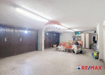 Parcheggio - Capannone Via Galileo Galilei
 
30, Rubano - foto 37