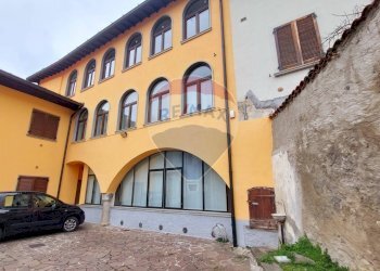 Edificio all\'aperto - Trilocale Sovere - foto 4