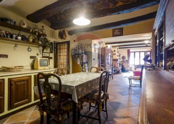 Sala da pranzo - Semi-detached house via giotto
 
7, Trana - photo 10