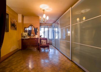 Hall / corridoio - Semi-detached house via giotto
 
7, Trana - photo 14