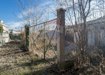 Giardino - Semi-detached house via giotto
 
7, Trana - photo 27