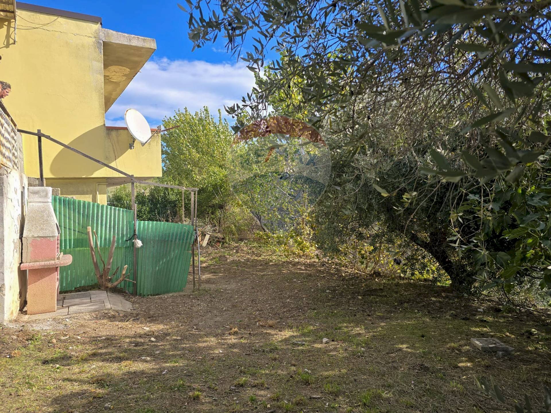 Giardino - Semi-detached house Via Valle Monte
 
1, Spoltore - photo 2