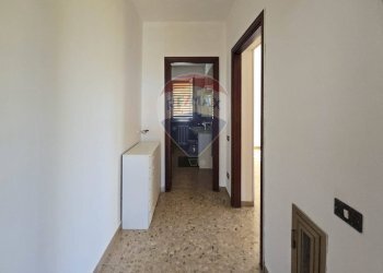 Hall / corridoio - Casa semi indipendente Via Valle Monte
 
1, Spoltore - foto 18