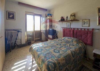 Camera / camera da letto - Casa semi indipendente Via Valle Monte
 
1, Spoltore - foto 24