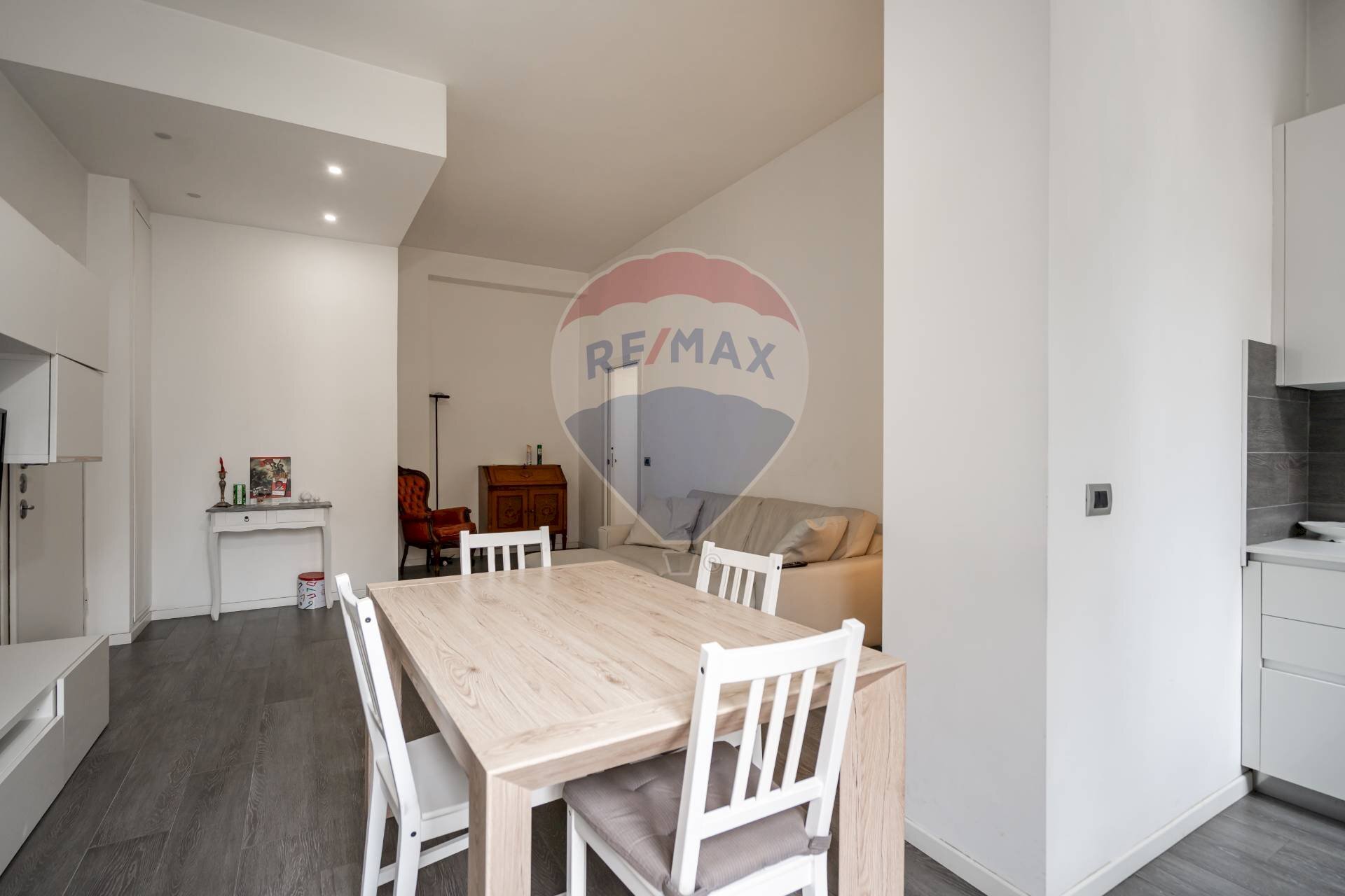 \nFoto 3\n - Appartamento Via Tonale
 
22, Milano - foto 3