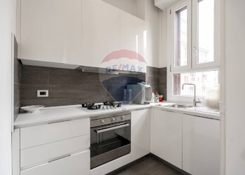 \nFoto 4\n - Appartamento Via Tonale
 
22, Milano - foto 4