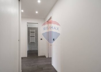 \nFoto 13\n - Appartamento Via Tonale
 
22, Milano - foto 13