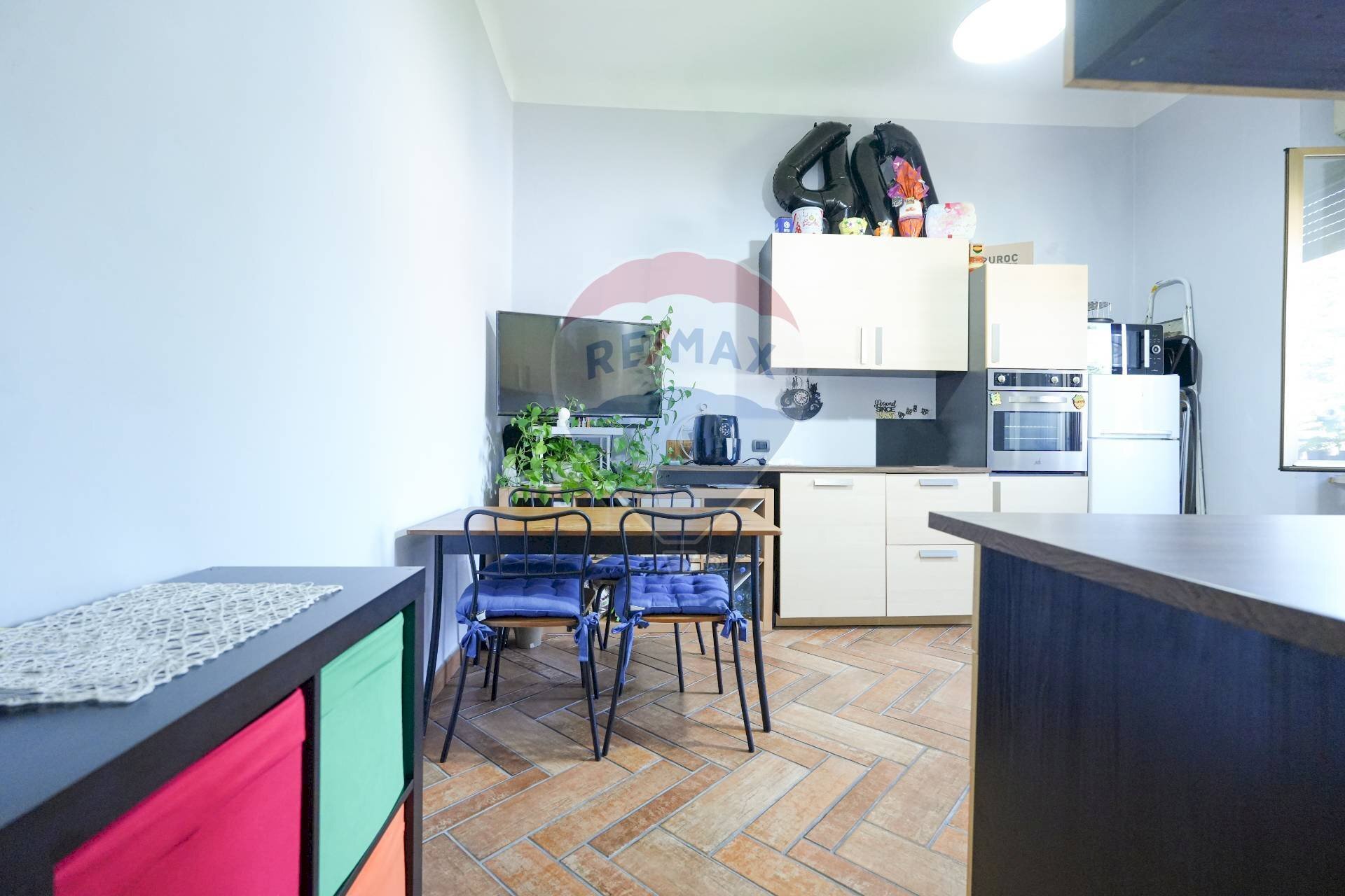 Cucina - Bilocale VIA VOLONTERIO
 
14, Saronno - foto 1