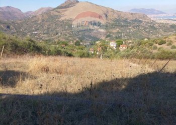 Vista delle montagne - Agricultural land contrada amalfitano
 
snc, Bagheria - photo 1