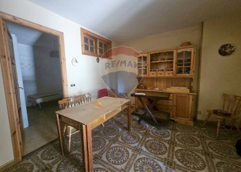 Sala da pranzo - Trilocale Contrada traversa sp 16 km 11, 28, Ventimiglia di Sicilia - foto 1