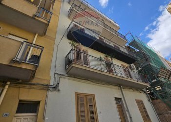 Edificio all\'aperto - Appartamento Via massimo d'azeglio
 
9, Bagheria - foto 3