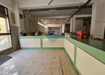 Cucina - Locale Commerciale via B. Mattarella
 
175, Bagheria - foto 2