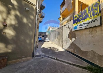 Edificio all\'aperto - Locale Commerciale via B. Mattarella
 
175, Bagheria - foto 24