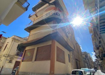 Edificio all\'aperto - Casa indipendente Via Aiello
 
11, Bagheria - foto 1