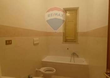 Bagno - Quadrilocale via Federico di Maria
 
30, Bagheria - foto 22