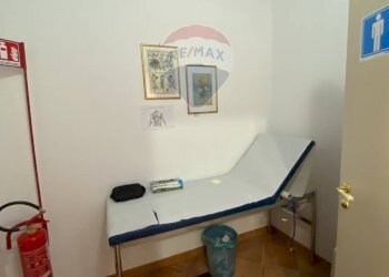 Ufficio - Casa indipendente Via Palagonia
 
39-41, Bagheria - foto 7