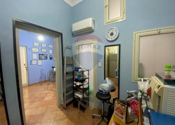 Hall / corridoio - Casa indipendente Via Palagonia
 
39-41, Bagheria - foto 24