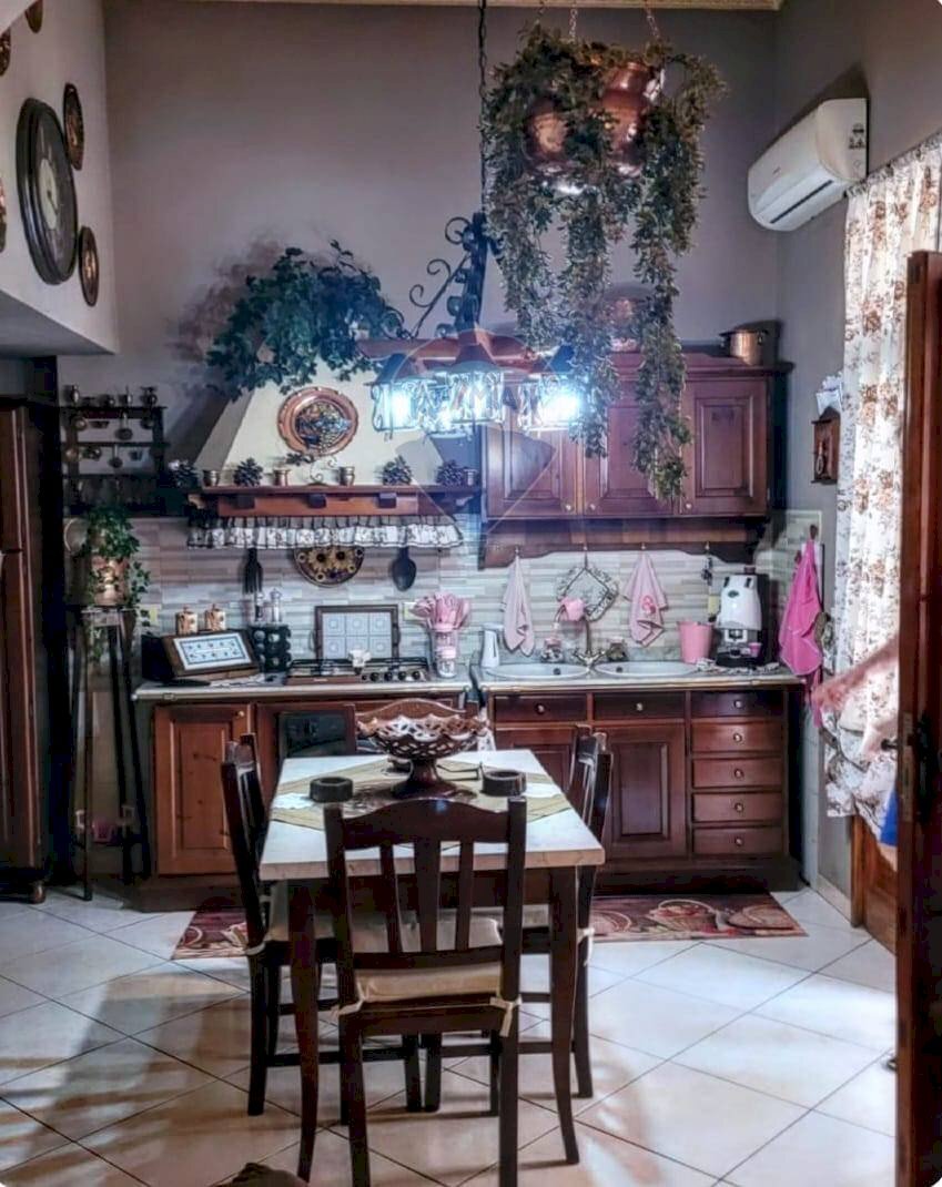 Cucina - Quadrilocale via Ugo la Malfa
 
83, Bagheria - foto 1