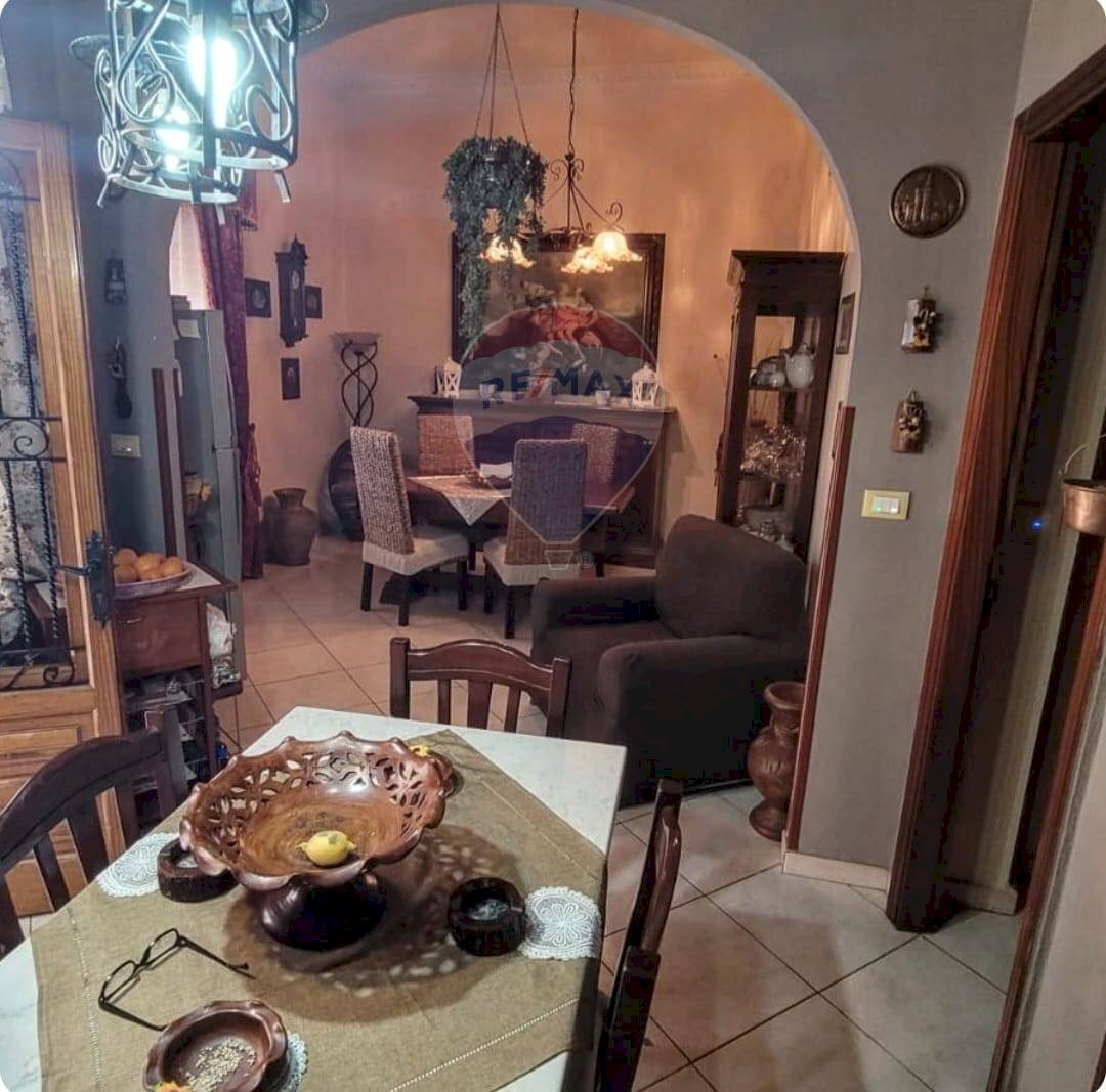 Sala da pranzo - Quadrilocale via Ugo la Malfa
83, Bagheria - foto 2
