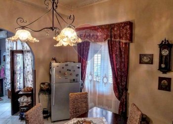 Sala da pranzo - Quadrilocale via Ugo la Malfa
 
83, Bagheria - foto 3