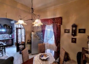 Sala da pranzo - Quadrilocale via Ugo la Malfa
 
83, Bagheria - foto 7