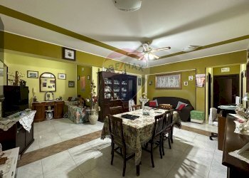 Sala da pranzo - Appartamento Via Papa Giovanni XIII
 
8, Pace del Mela - foto 2