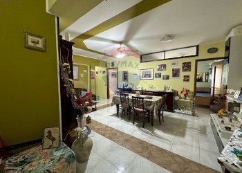 Sala da pranzo - Appartamento Via Papa Giovanni XIII
 
8, Pace del Mela - foto 5