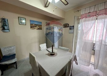 Sala da pranzo - Appartamento Via Papa Giovanni XIII
 
8, Pace del Mela - foto 10