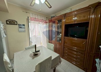 Sala da pranzo - Appartamento Via Papa Giovanni XIII
 
8, Pace del Mela - foto 16