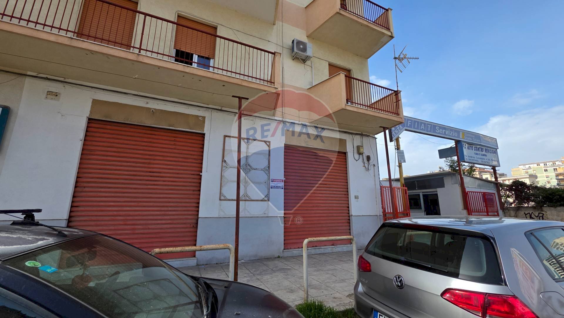 Edificio all\'aperto - Negozio Via Oreto
 
311, Palermo - foto 1