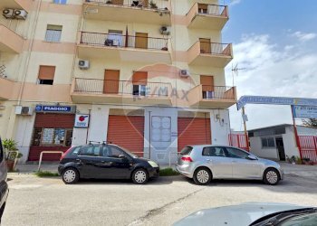Edificio all\'aperto - Negozio Via Oreto
 
311, Palermo - foto 4