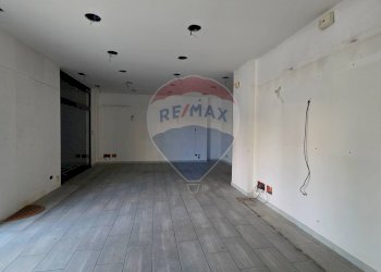 Stanza vuota - Negozio Via Oreto
 
311, Palermo - foto 7