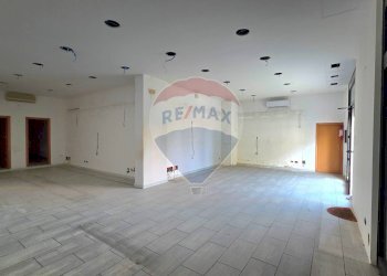 Stanza vuota - Negozio Via Oreto
 
311, Palermo - foto 10