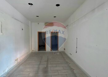 Stanza vuota - Negozio Via Oreto
 
311, Palermo - foto 13