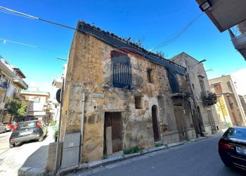 Edificio all\'aperto - Rustico Via arco angio
 
5, Bagheria - foto 3