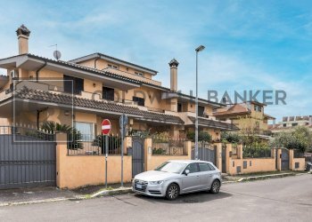 Foto 2 - Villa a Schiera Piazza Bianchini
 
2, Ciampino - foto 2