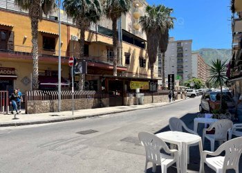 Foto 5 - Locale Commerciale via villagrazia
 
1 - 2 A, Palermo - foto 5