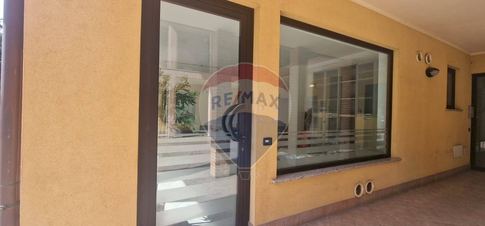 Terrazza - Negozio Via Luciano Manara
 
2, Arsago Seprio - foto 3