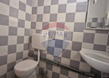 Bagno - Negozio Via Luciano Manara
 
2, Arsago Seprio - foto 11