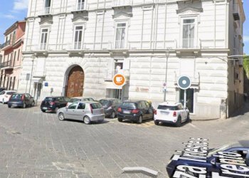 Foto 1 - Locale Commerciale PIAZZA TRIESTE E TRENTO, Aversa - foto 1